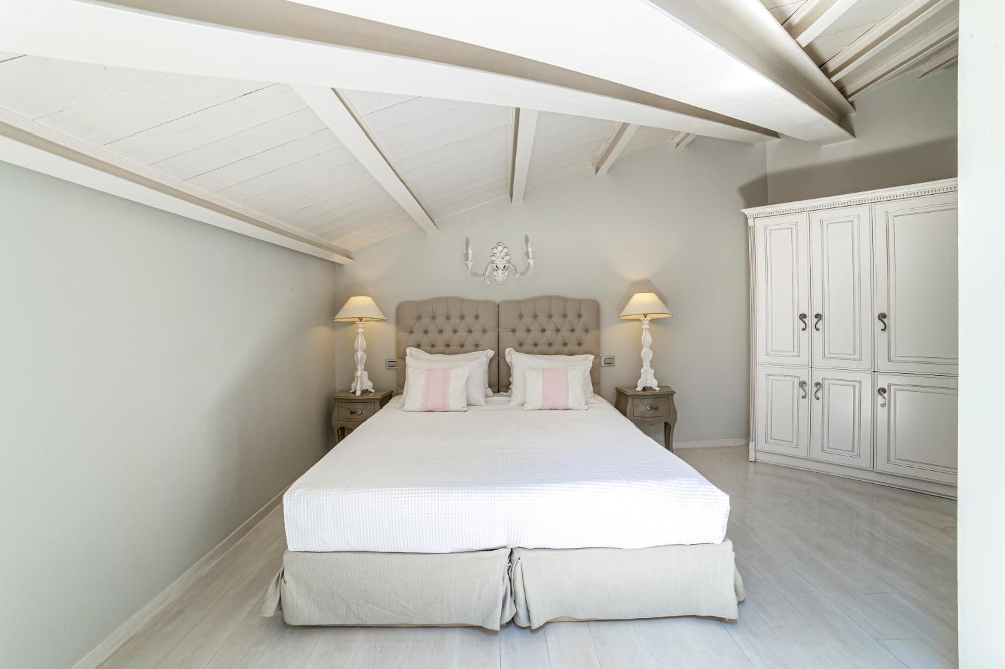 Micra Anglia Boutique Hotel & Spa Ándros Kültér fotó