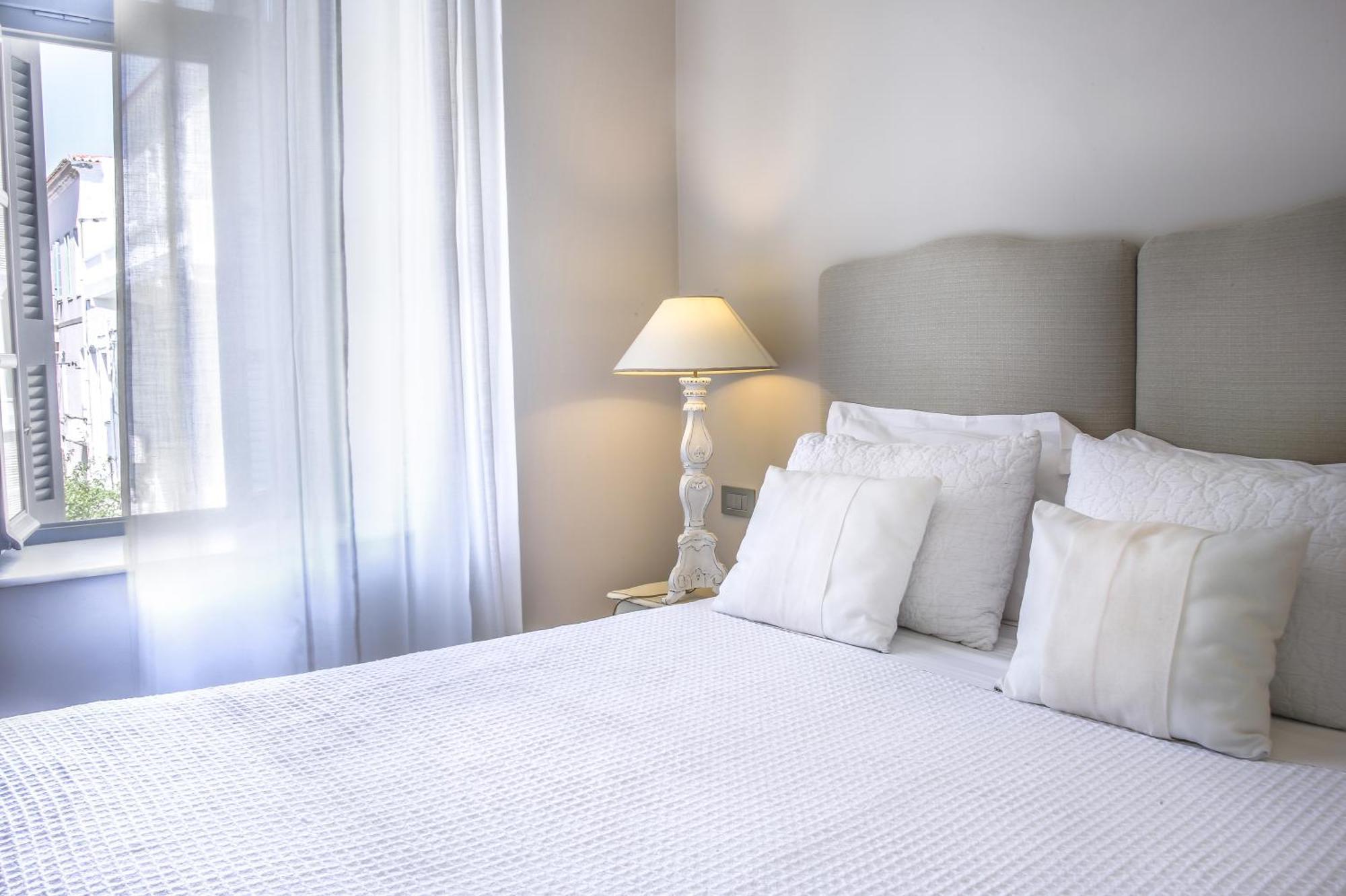 Micra Anglia Boutique Hotel & Spa Ándros Kültér fotó